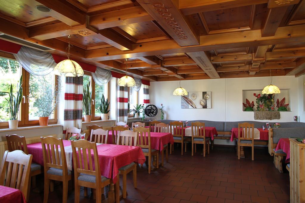 Gasthof-Hotel Dilger Rattenberg Екстериор снимка
